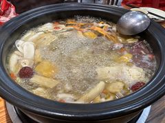 -菌之家·专业纯野生菌火锅·特色炒菌