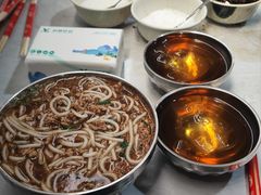 -正宗杨记普洱酸醋米线(总店)