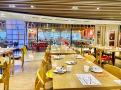 -点点心港式茶餐厅(南京西路店)