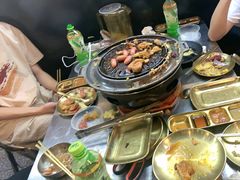 -胡悦里韩式烤肉(芝罘万达广场店)