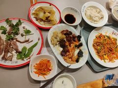 -大食代美食广场(上海中心店)