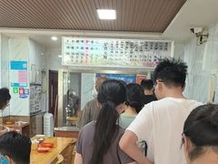 -闫家驴肉火烧(五四店)