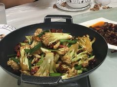 -兔行天下-鸿鹤鲜锅兔(中海国际店)