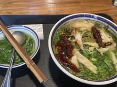 -云阿蛮云南生烫牛肉米线(奉贤路店)