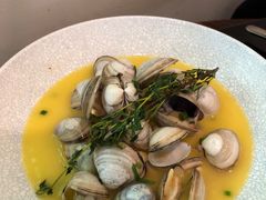 白葡萄酒煮蛤蜊-Money Shops(愚园路店)