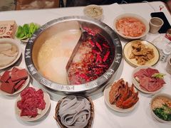 -朱氏胖子烂火锅(洪崖洞店)
