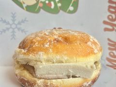 芋泥奶冻bomboloni-屋裡·Union Bakery(龙江路店)
