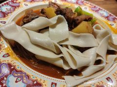 沙湾大盘鸡-塔哈尔·新疆盛宴(城西银泰店)