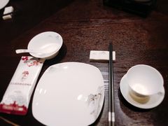 餐具摆设-羲和雅苑•北京烤鸭(陆家嘴中心店)