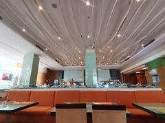 -上海浦东假日酒店逸庭咖啡厅