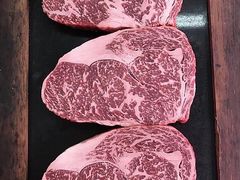 射和牛M9+级冷藏熟成和牛-觅福里•熟成和牛餐厅