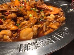 牛蛙煲-胖哥俩肉蟹煲(湖滨银泰in77店)