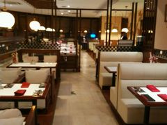 -爱丽丝牛排西餐厅(光谷步行街店)