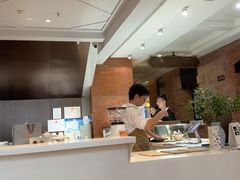 -潮一不贰·法式甜品·生日蛋糕·西式简餐(外滩店)