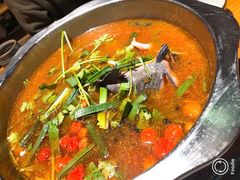 酸汤鱼-野山舂·贵州现舂酸汤火锅(鸿通城店)