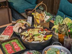 -大龙燚·旷野鲜火锅(广州首店)