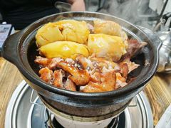 榴莲瓦煲鸡-东川炭炉鸡煲·榴莲瓦煲鸡(广州首店)