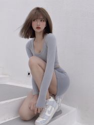 -AYO SALON