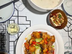 -客家大院·非遗赣南客家菜(郁孤台店)