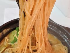 -小街曹师傅砂锅麻辣烫(亚泰大街店)