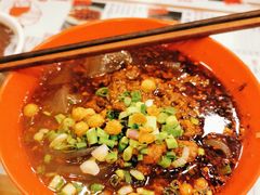精肉杂酱酸辣粉-阿坤传统手工小吃(沙坪坝店)