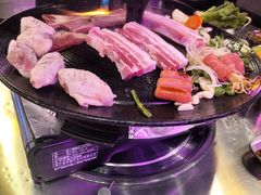 -豚豚家돈돈가韩国锅盖烤肉(新北万达店)