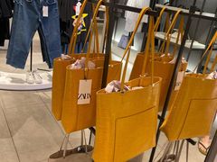 -ZARA(海雅缤纷城宝安店)