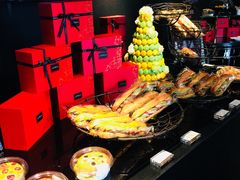 -Salon de The de Joel Robuchon(外滩18号店)