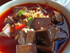 -炉小二铜锅牛蛙•川湘菜(三里屯店)
