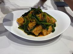 -沙枣树辣子鸡•新疆家常菜(喀什西路店)