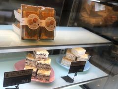 -黛汀烘焙DAINTY BAKERY(代字行合生汇店)