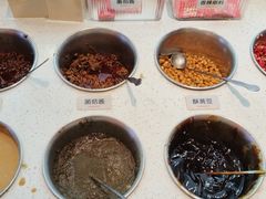 -龍歌自助小火锅(芝罘万达店)