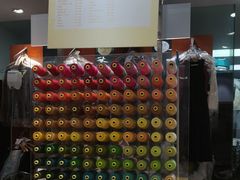 -玛奴拉改衣(万里家乐福店)