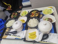 -老娘舅餐厅(黄龙体育中心店)