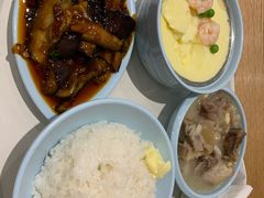 -荣华基·现炒快餐(肇嘉浜路店)