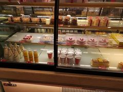 面包甜点陈列柜-味多美蛋糕(洋桥店)