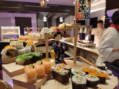 -夏阳湖皇冠假日酒店-自助餐厅
