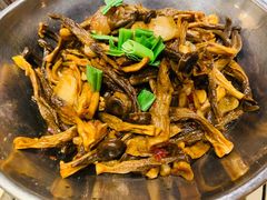 -力力渔港涉外店