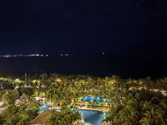 -三亚湾海居铂尔曼度假酒店