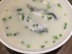 -玖鲜小笼(中山广场店)