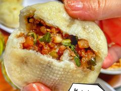 -李与白包子铺(桐梓林店)