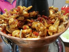 -超越炭火牛蛙火锅鸡(河东店)