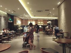 大堂-星巴克(宝山万达店)
