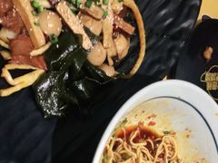 鸡丝凉面-嘎嘎鸭脑壳(蜀汉路店)