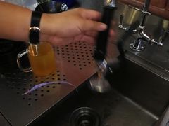 -万润国际酒店用品市场(曹安国际商城店)