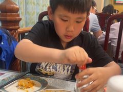 -汗腾格里·风味餐厅(新疆驻京办店)