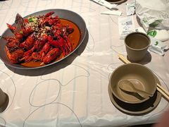 -巴厘龙虾·榜首油焖大虾(音乐学院·沿江酒馆店)