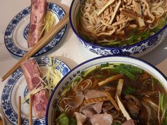 -镇南锅盖面馆(解放路店)