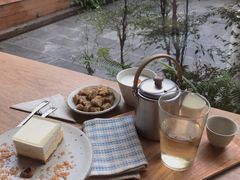 -知亘茶食