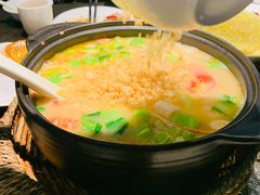 -蓝鲸(国浩路店)